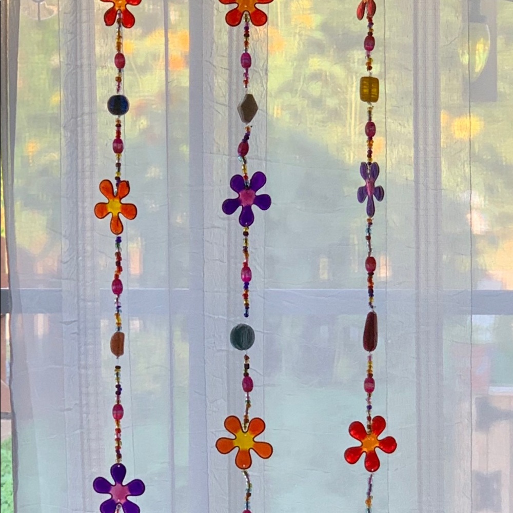 Chakra Rainbow Beaded Suncatcher Flower Strand - Picture 2 of 13